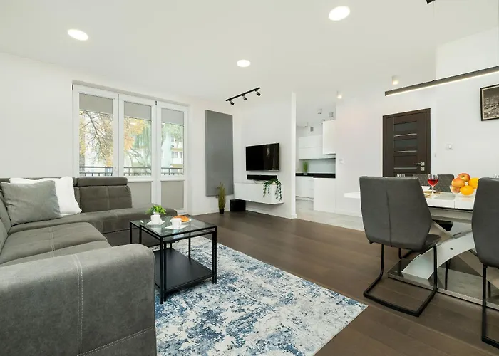 Modern Apartment With Smarttv & Wifi By Noclegi Renters