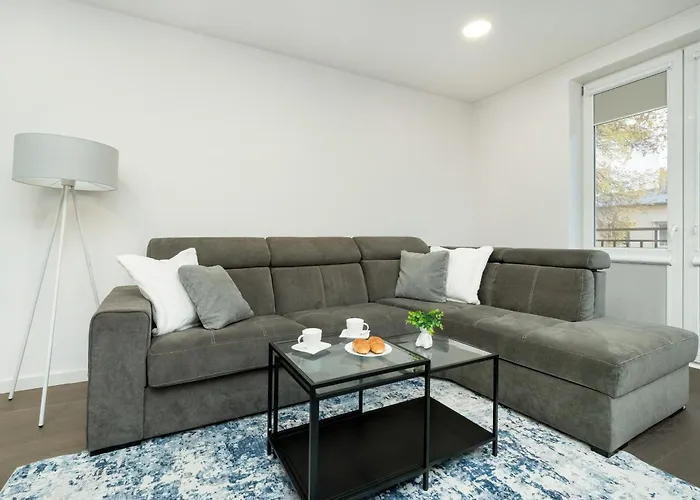 Modern Apartment With Smarttv & Wifi By Noclegi Renters
