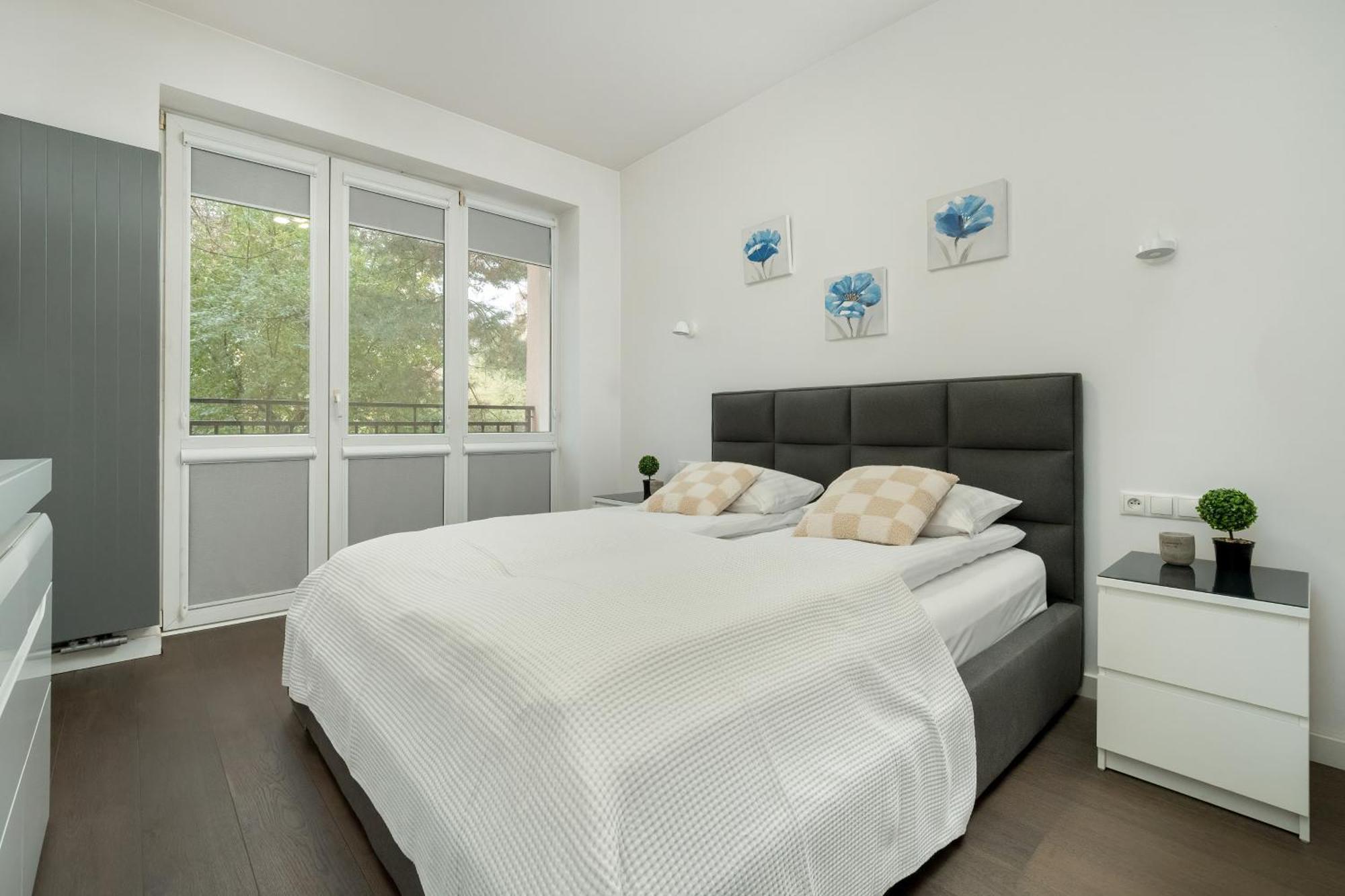 Modern With Smarttv & Wifi By Renters Łódź